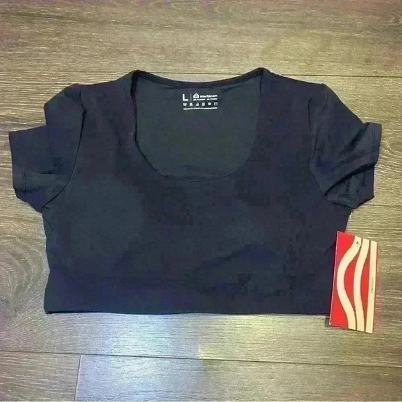 NWT Womens Yoga Workout Crop Tops Slim Fit Tees Short Sleeve Built in Bra Mild - Picture 2 of 5